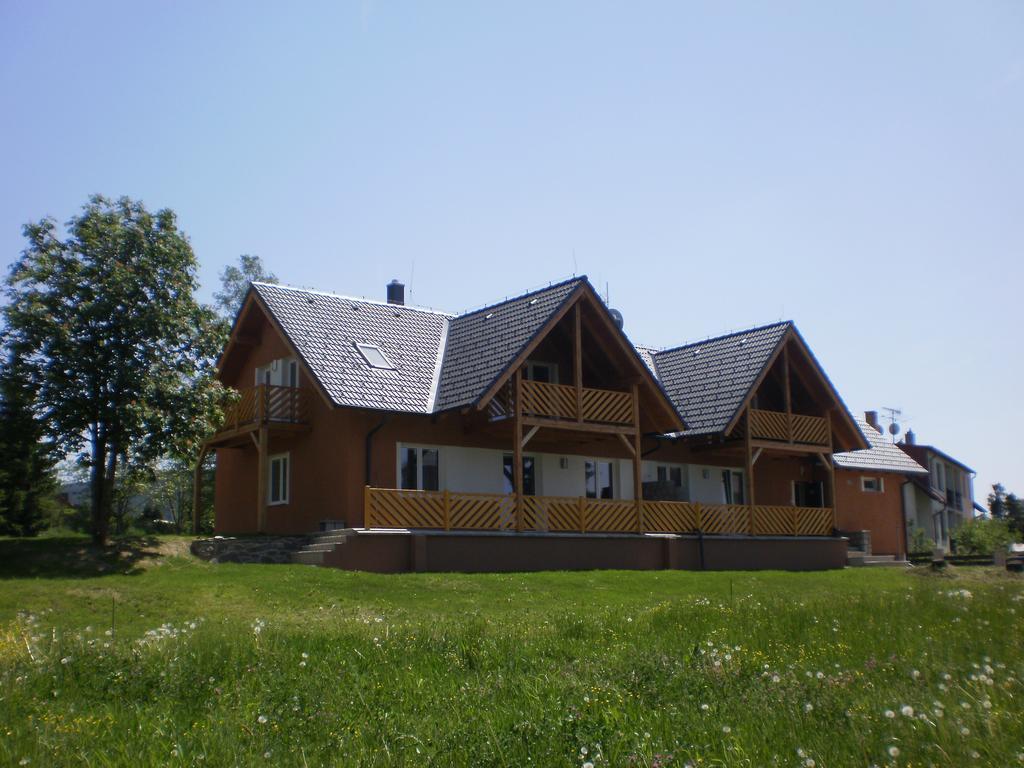 Apartmany Eva Frymburk Zewnętrze zdjęcie